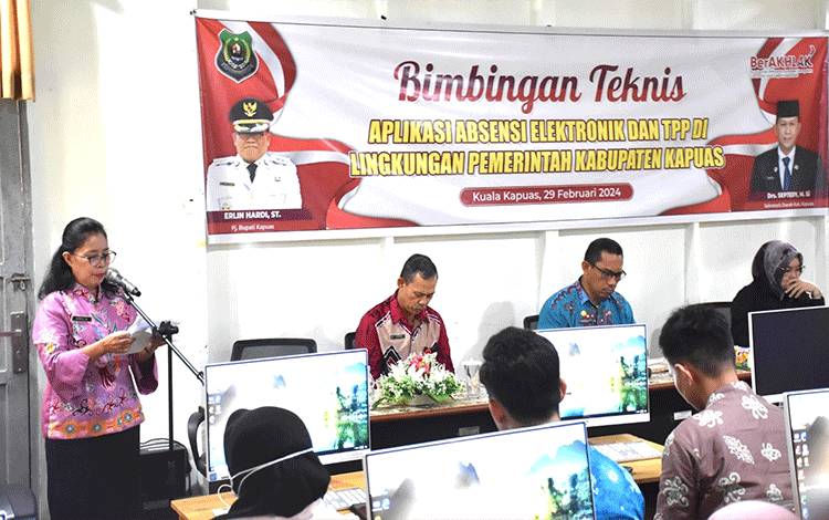 Ini Pesan Asisten II Setda Kapuas Kepada Peserta Bimtek Aplikasi TPP