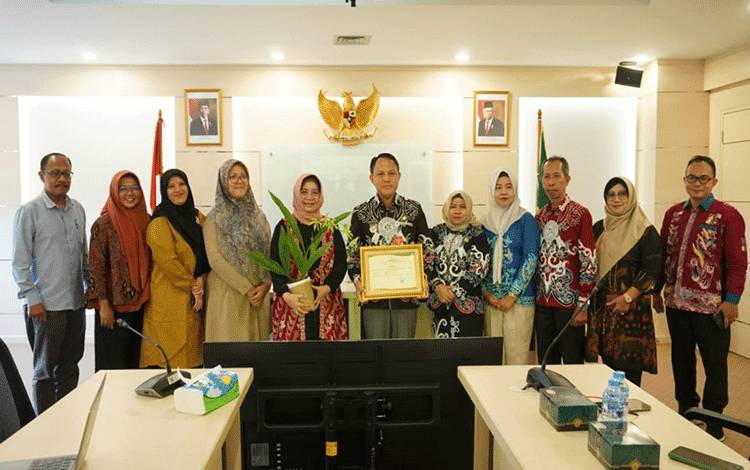 Varietas Anggrek Hitam Sokalat Kusi Barito Selatan Terdaftar di Kementan