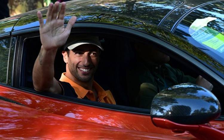 Ricciardo Tercepat dalam Sesi Latihan Pertama GP Bahrain