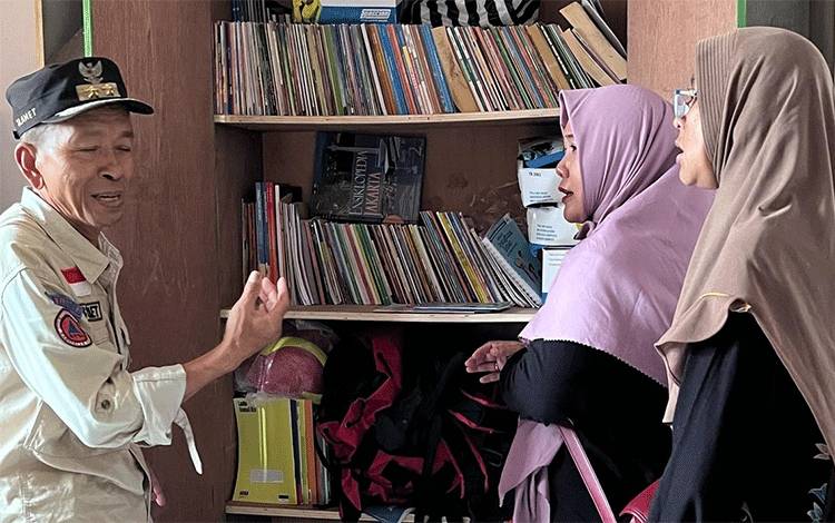 Dispursip Seruyan Lakukan Monitoring Perpustakaaan Desa