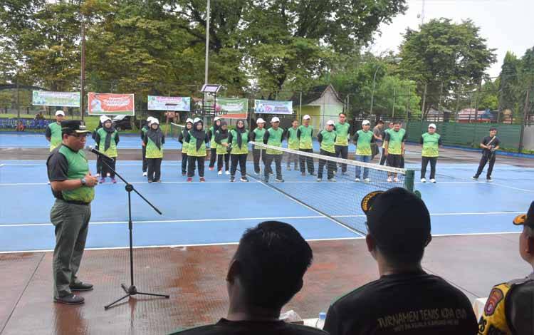 Pj Bupati Kapuas Apresiasi Turnamen Tenis Lapangan KPA Cup