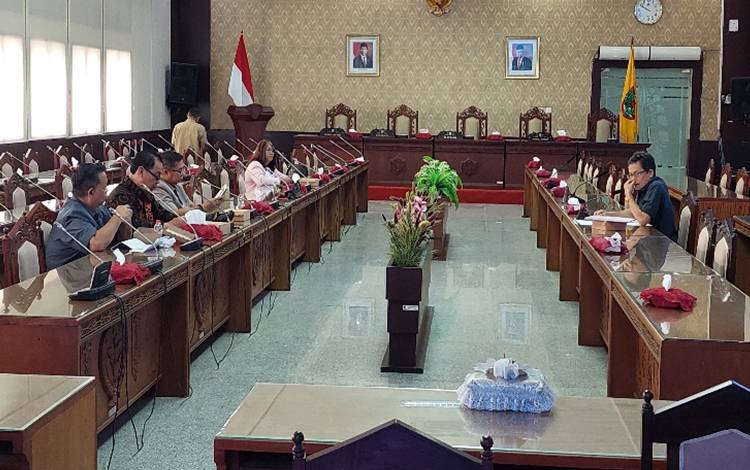 Samakan Persepsi, Pansus DPRD Kalteng Gelar Rapat Internal Bahas 3 Raperda