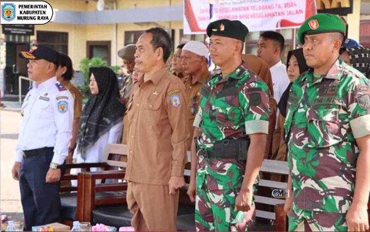 Asisten I Setda Murung Hadiri Apel Gelar Pasukan Operasi Keselamatan Telabang