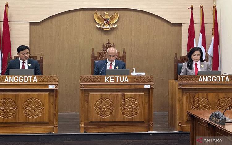 Majelis Komisioner KIP Pertanyakan Tata Kelola Informasi Publik KPU