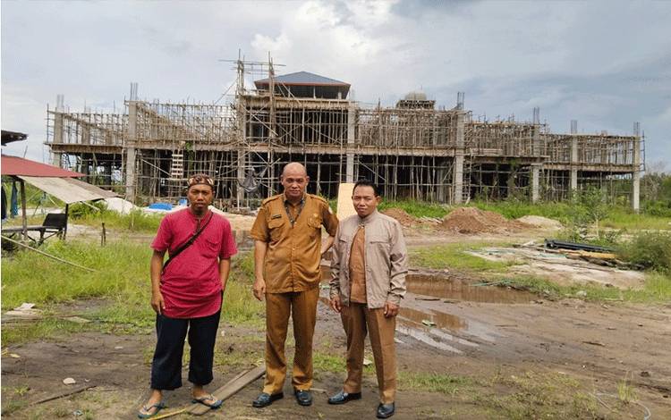 Mal di Lingkar Utara Sampit Belum Kantongi Izin, Kepala DPMPTSP Kotim Ancam Setop Pembangunan