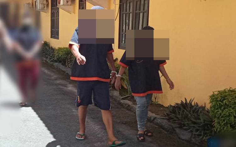 Tinggalkan Bayi di Rumah Dukun Beranak, Pasangan Tanpa Ikatan Pernikahan Ini Akhirnya Ditangkap Polisi