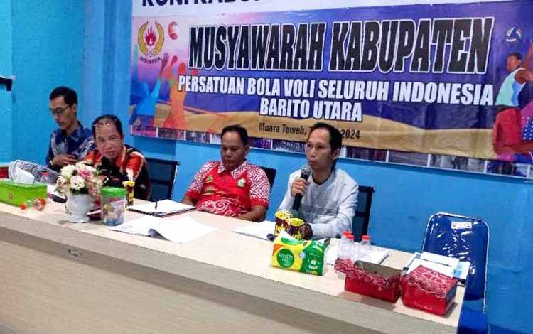 Terpilih Aklamasi, Patih Herman AB Pimpin PBVSI Periode 2024-2028