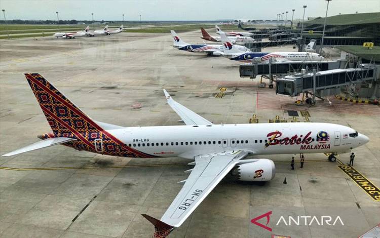KNKT: Pilot Batik Air Tertidur Sebabkan Pesawat Sempat Keluar Jalur