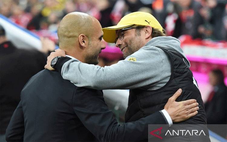 Klopp Tak Pernah Frustasi Pada Pep Meski Dua Kali Digagalkan Juara
