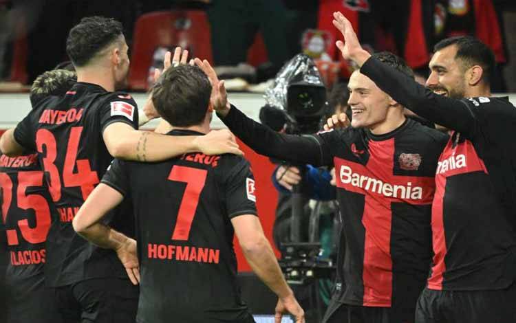 Bayer Leverkusen Jauhi Bayern Setelah Tundukkan Wolfsburg 2-0