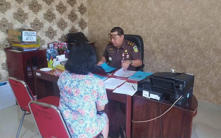 Kejari Palangka Raya Periksa Puluhan Saksi Terkait Kasus Dugaan Tindak Pidana Korupsi Program Pascasarjana UPR