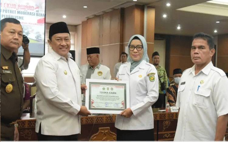 Pemko Palangka Raya Raih FKUB Award Peringkat Kedua Nasional