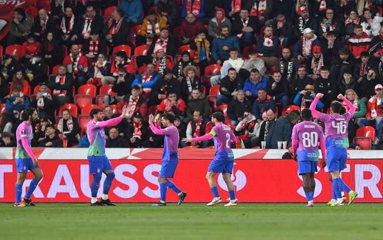AC Milan Lolos ke Perempat Final Usai Singkirkan Slavia Praha 7-3