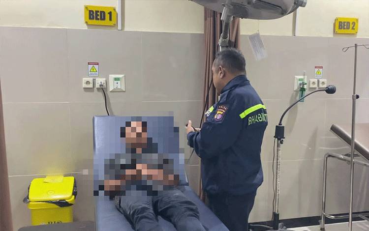 Remaja Terciduk Curi BBM di Jalan Cempaka, Diteriaki Maling Lalu Nabrak Pagar, Begini Akibatnya