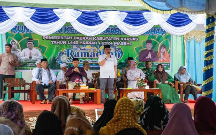 Safari Ramadan Berlanjut di Kecamatan Kapuas Barat, Pj Bupati: Momentum Pererat Silaturahmi