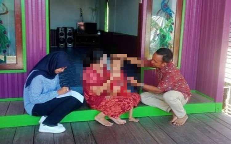 Puskesmas Pahandut Berikan Vitamin A Secara Door To Door