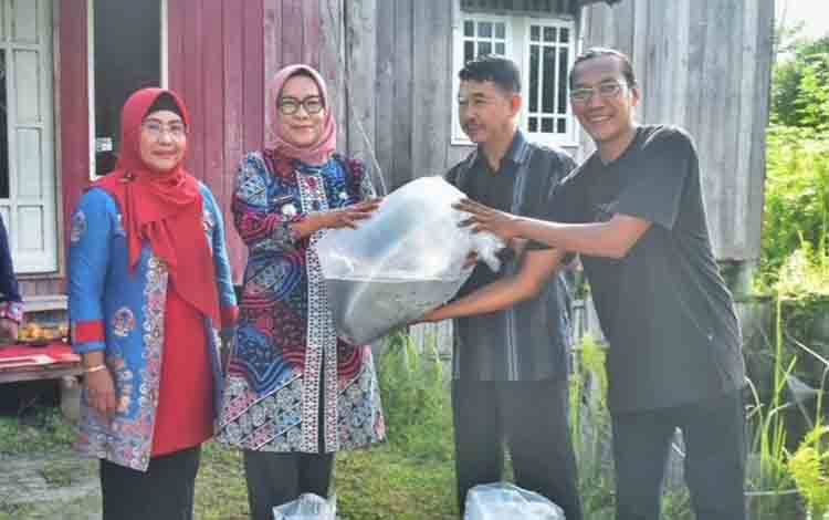 Pemko Palangka Raya Dukung Penuh Pokdakan untuk Kemajuan Budidaya Ikan