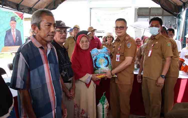 Pemprov Kalteng Buka Pasar Murah di Kabupaten Barito Selatan