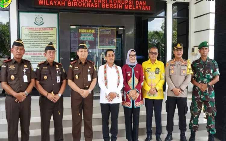 Pemko Palangka Raya Perkuat Sinergi dengan Lembaga Penegak Hukum