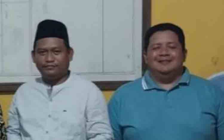 Camat Kapuas Kuala, Nurcahyono (kiri) saat hadiri kegiatan pengelolaan dapur sehat atasi stunting. (FOTO: IST)