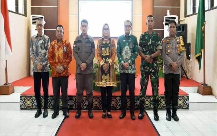 Peluncuran Aplikasi SMAP di Pengadilan Negeri Palangka Raya. (FOTO: HUMAS)
