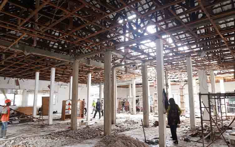 Progres pemeliharaan gedung BPSDM. (FOTO: ABDAN)