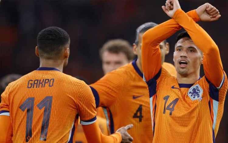 Pemain Keturunan Indonesia Cetak Gol, Belanda Lumat Skotlandia 4-0
