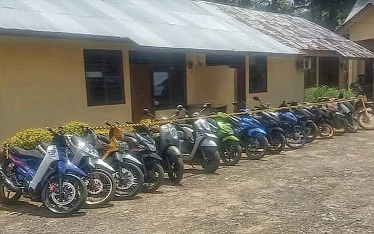 Kapolsek Dusun Tengah Pimpin Penertiban Aksi Balap Liar yang Resahkan Warga