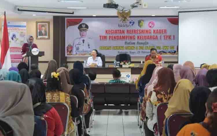 Pj Wali Kota Palangka Raya Dorong Optimalisasi KIE untuk Cegah Stunting