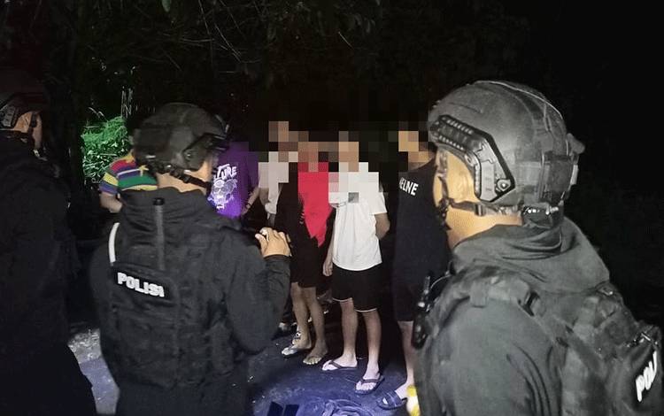 Patroli Dialogis Ditsamapta Polda Kalteng Cegah Balapan Liar di Palangka Raya