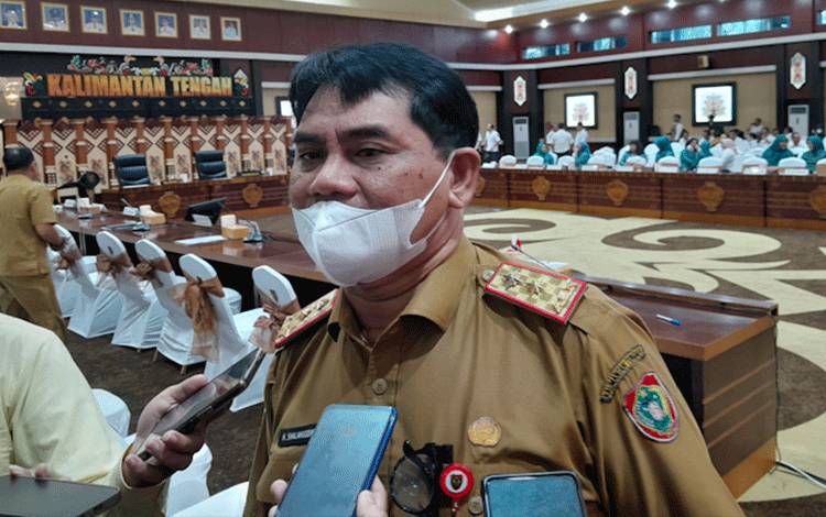 Aktivitas Tambang Batu Bara di Gunung Mas Sebabkan Jalan Rusak