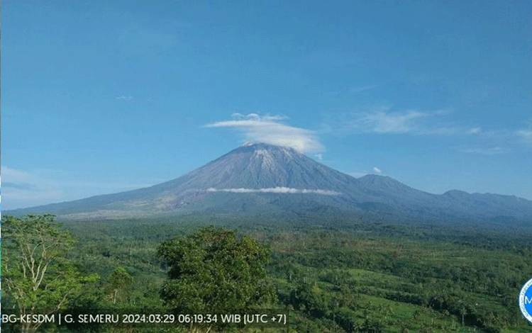 Aktivitas Gunung Semeru Masih Didominasi Gempa Letusan