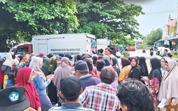 Pemko Palangka Raya Hadirkan Pasar Murah Kendalikan Inflasi Jelang Lebaran