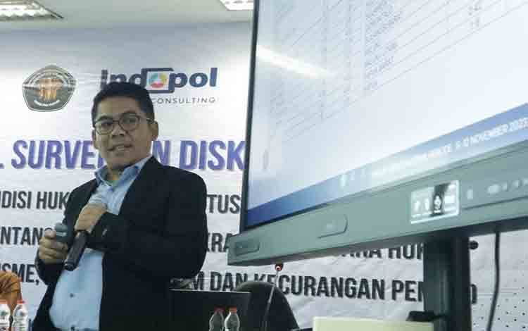 Nama H Rakhman Ebol Muncul pada Hasil Survei Calon Bupati Kobar