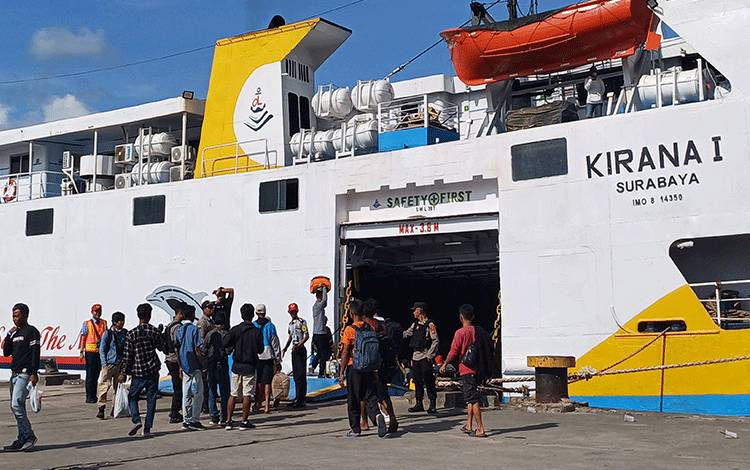 Sejak H-15, Baru 4.110 Pemudik Menuju Pulau Jawa Lewat Pelabuhan Sampit