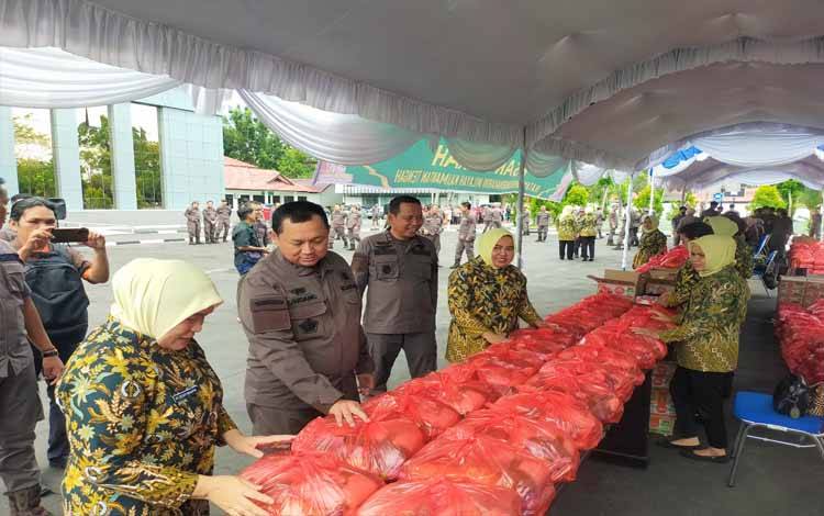 Kejati Kalteng Sediakan 1.000 Paket Sembako Murah