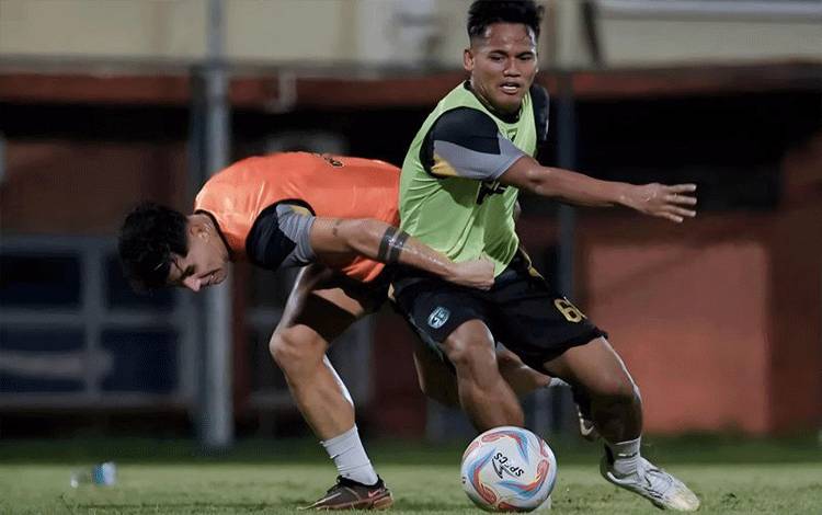 PT LIB Putuskan Liga 1 2023/2024 Dilanjutkan 15 April