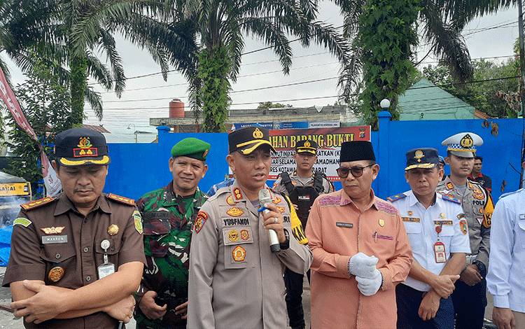 Kapolres Kobar Imbau Waspada Peredaran Uang Palsu Jelang Idul Fitri 1445 H