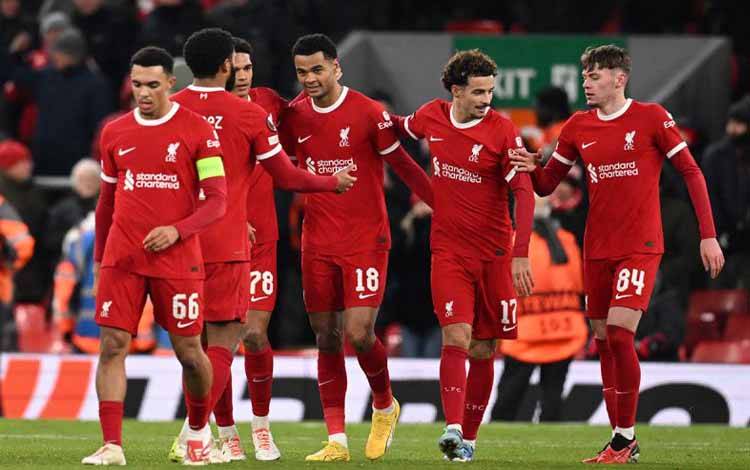 Klasemen: Liverpool Gagal Geser Arsenal, Spurs Naik ke Posisi 4