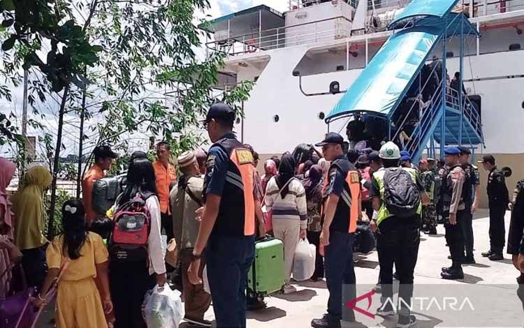 9.900 Pemudik Berangkat Melalui Pelabuhan Sampit