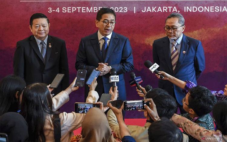 Kadin: Perusahaan Perlu Komunikasikan Kemampuan Bayar THR pada Pekerja