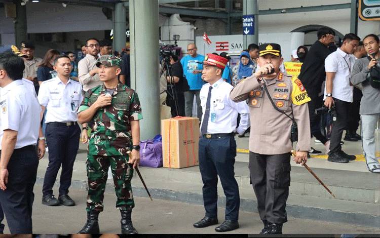 Polisi Identifikasi Sebab Korban Tewas di Mobil Es