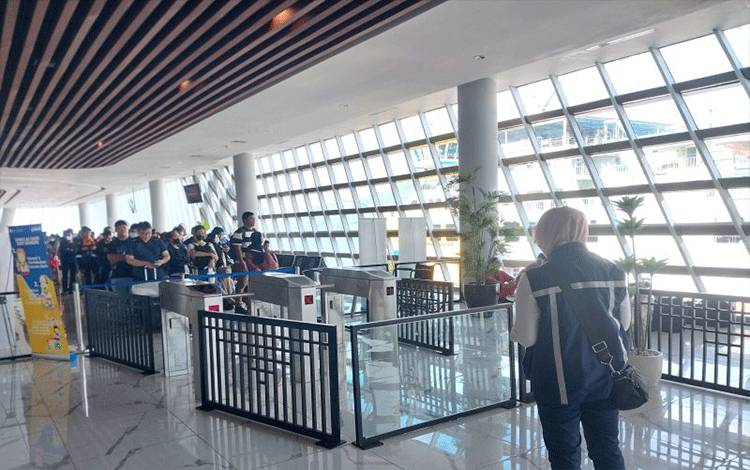 ASDP Alihkan Penyeberangan Truk Dukung Arus Balik Jawa dan Sumatera