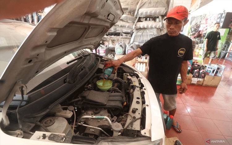 Tidak Hanya Saat Mudik, Cek Pelumas juga Wajib Dilakukan Saat Balik