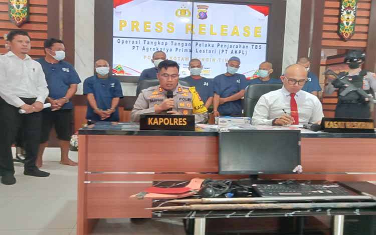 Polres Kotim Amankan 7 Pelaku Penjarahan Kebun Sawit di PT AKPL