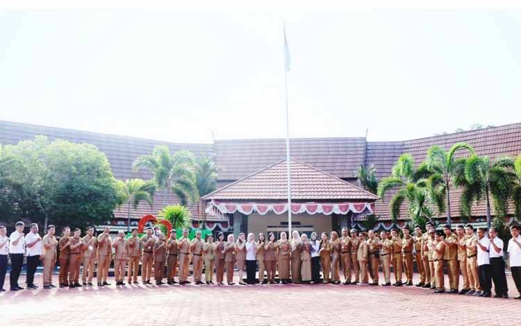 BKD Kalteng Manfaatkan Awal Masuk sebagai Ajang Memupuk Kebersamaan