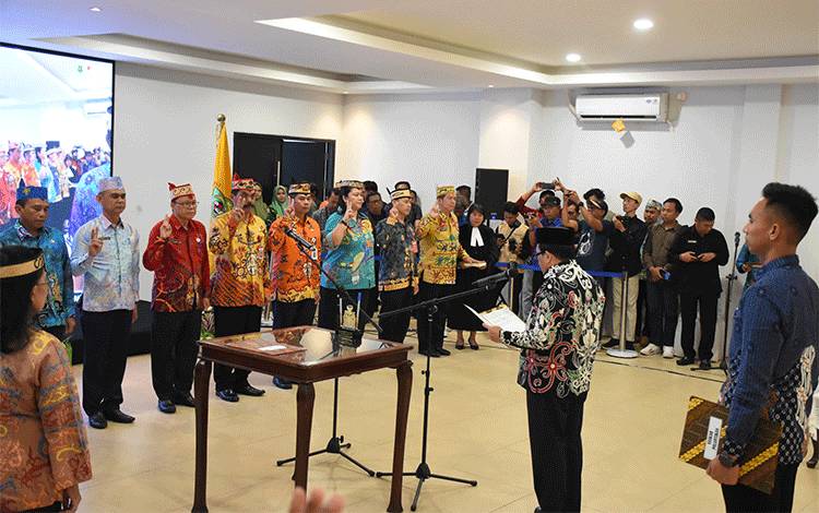 Ini Pesan Pj Bupati Kapuas Kepada 12 Pejabat Pimpinan Tinggi Pratama yang Dilantik