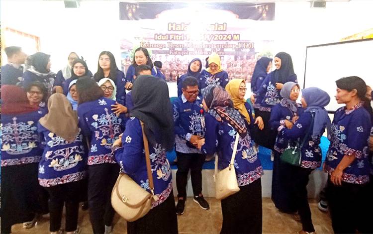 Disnakertranskop UKM Barito Utara Gelar Halal Bi Halal