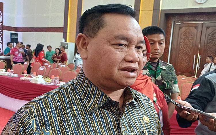 Bupati Kotim Kembali Ingatkan Camat Perhatikan Masyarakat Tak Mampu Berobat dan Sekolah