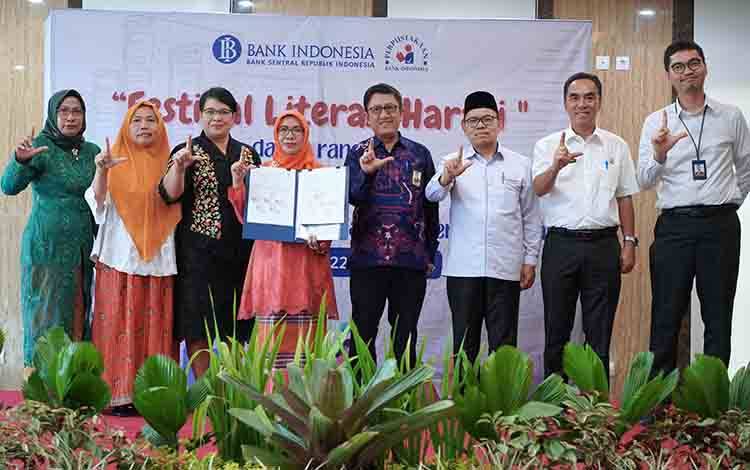 BI Kalteng Tandatangani MoU Kerjasama Perpustakaan